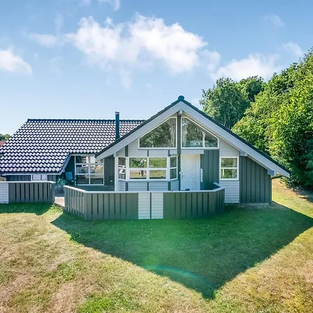 בית נופש Stryd - 150m From The Sea By Interhome *